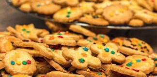 Czym wypełnienie figurek z masy cukrowej?